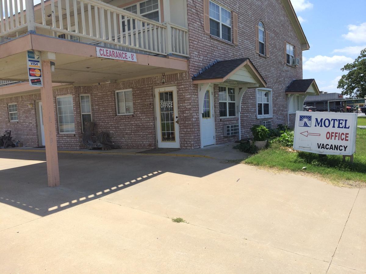 Lake Shore Motel Mannford ภายนอก รูปภาพ